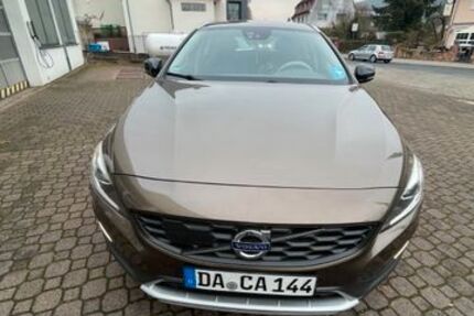 Volvo V60 Cross Country 143.900 km 17.900 &euro; Hoechst im Odenwald 64739