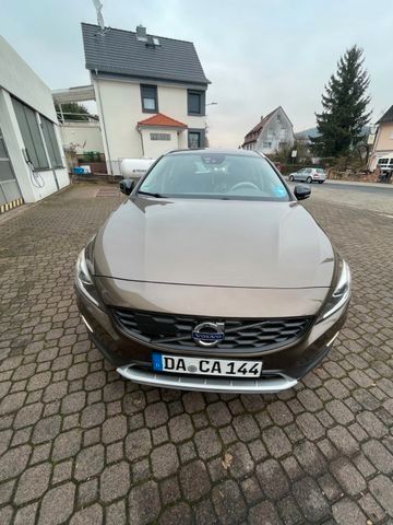 Volvo V60 Cross Country 143.900 km 17.900 &euro; Hoechst im Odenwald 64739