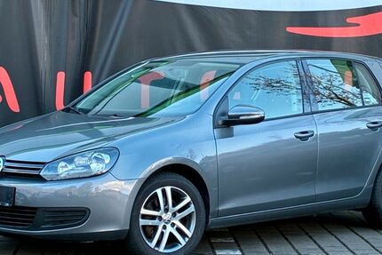 VW Golf 110.000 km 7.650 &euro; Mühlheim am main 63165