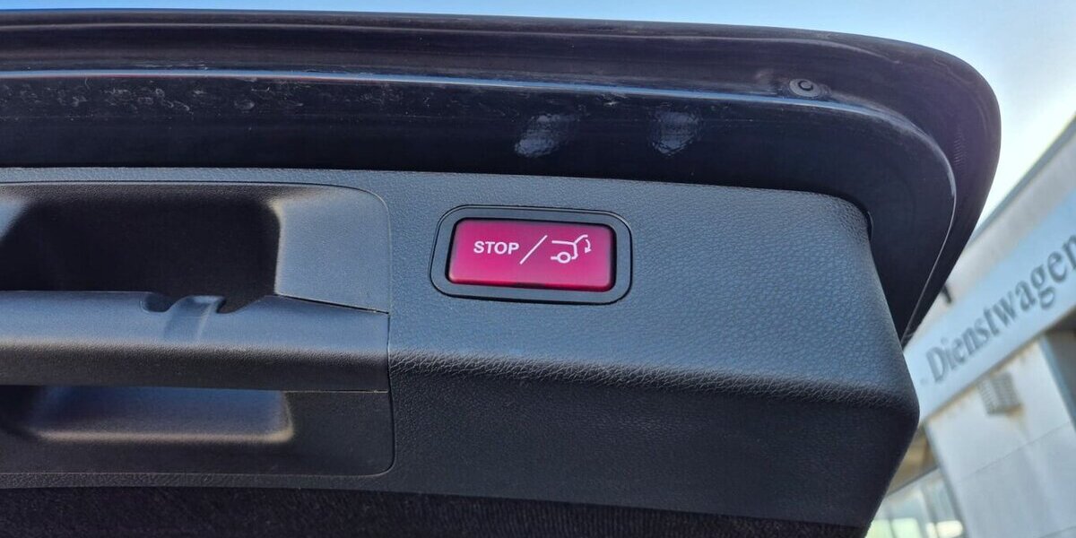 Mercedes-Benz E 400 d T 4M Standheizung, Rückfahrkamera, AHK, Co 200.000 km 19.490 &euro; Rodgau 63110