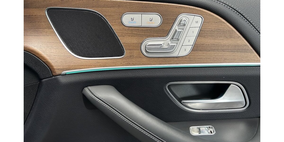 Mercedes-Benz GLE 53 AMG Coupé 4M+ DISTRONIC- AHK- ACTIVE RIDE 49.438 km 74.979 &euro; Groß-Umstadt 64823