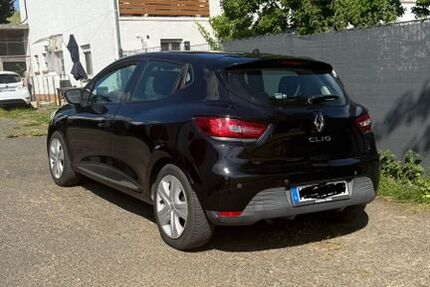 Renault Clio 140.000 km 5.500 &euro; Langenselbold 63505