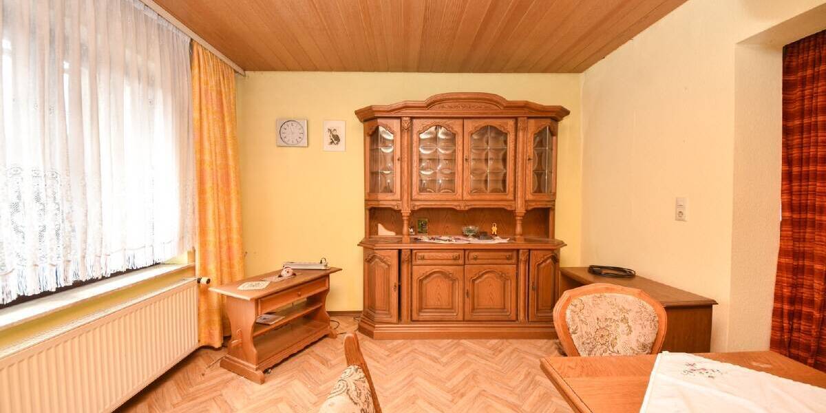 Einfamilienhaus Laufach Hain - 7 Zimmer, 120 m&sup2;, 345.000&euro; | Angebot:25693332