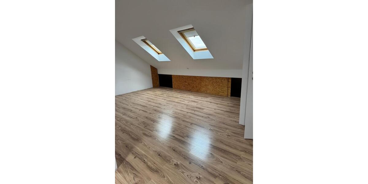 Reihenhaus Langenselbold - 6 Zimmer, 195 m&sup2;, 649.999&euro; | Angebot:24344523