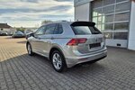 VW Tiguan Highline R-Line DSG, Navigation, LED-Schein 61.222 km 22.790 &euro; Rodgau 63110