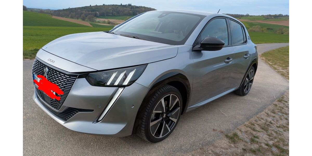 Peugeot e-208 46.100 km 17.300 &euro; Groß-Umstadt 64823
