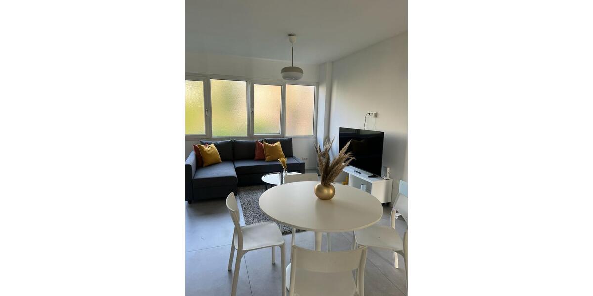 Etagenwohnung Hanau - 6 Zimmer, 100 m&sup2;, 4.500&euro; | Angebot:26025557