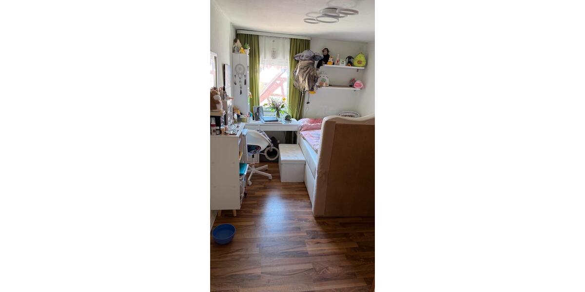 Einfamilienhaus Gelnhausen - 6 Zimmer, 110 m&sup2;, 1.250&euro; | Angebot:26640181