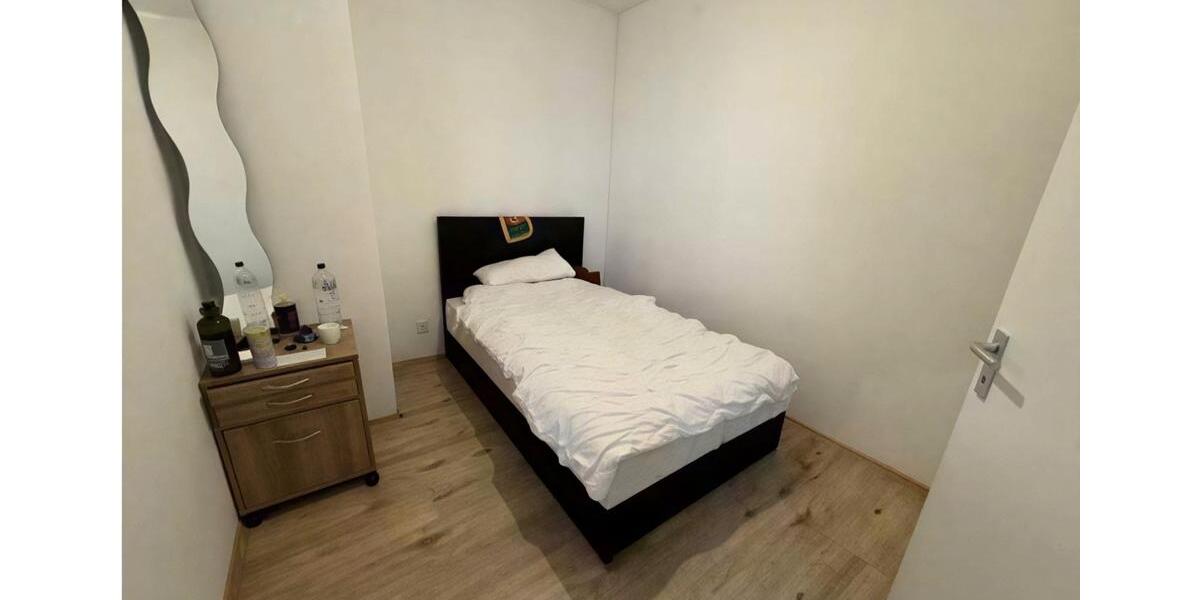 Erdgeschoßwohnung Hanau - 3 Zimmer, 81 m&sup2;, 210.000&euro; | Angebot:26727370