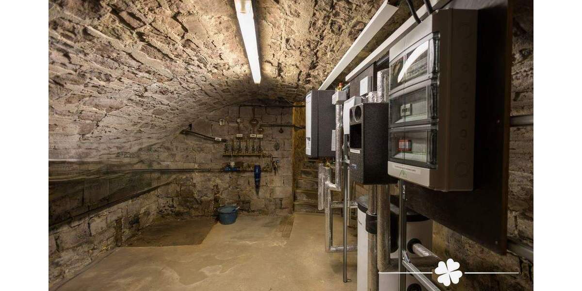 Mehrfamilienhaus, Wohnhaus Großheubach - 6 Zimmer, 215 m&sup2;, 560.000&euro; | Angebot:25777966