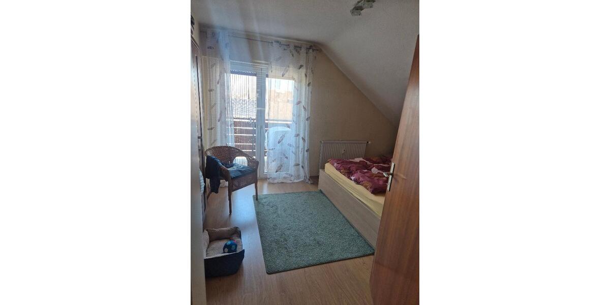Dachgeschoßwohnung Babenhausen - 3 Zimmer, 76 m&sup2;, 830&euro; | Angebot:26221990