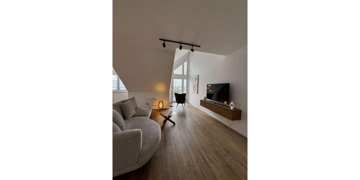 Etagenwohnung Aschaffenburg Damm - 2 Zimmer, 67 m&sup2;, 1.750&euro; | Angebot:26363566