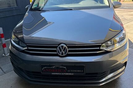 VW Touran 143.400 km 14.990 &euro; Schaafheim 64850