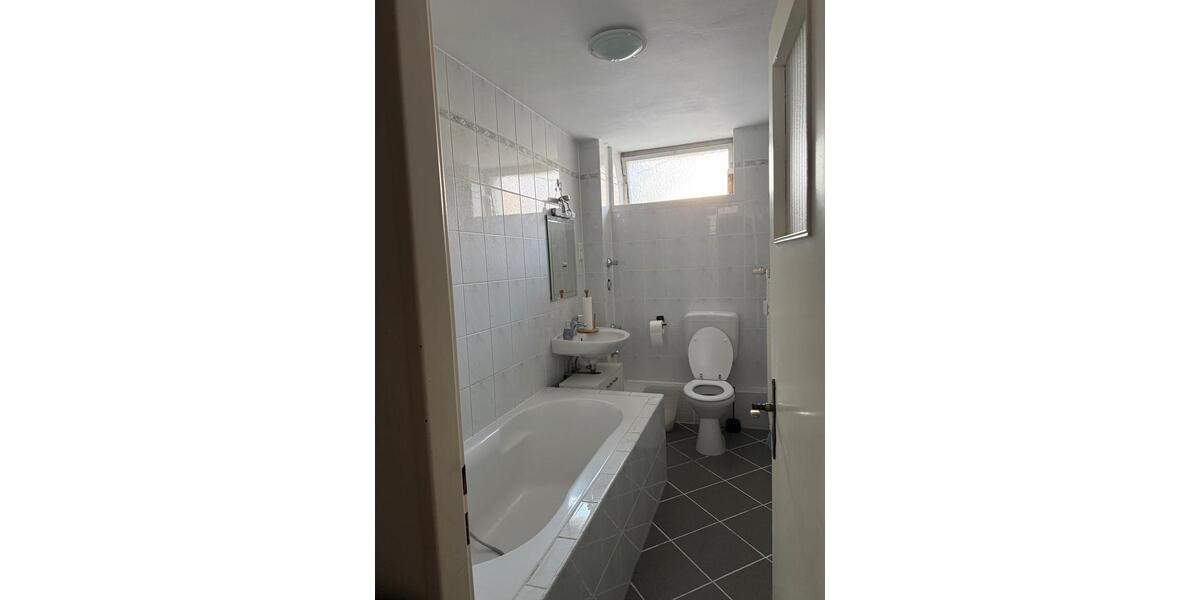 Etagenwohnung Hanau Lamboy - 6 Zimmer, 92 m&sup2;, 315.000&euro; | Angebot:26148622