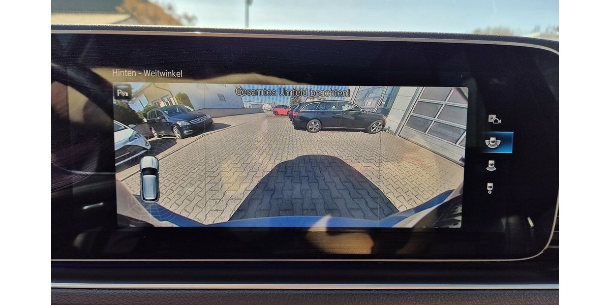 Mercedes-Benz GLE 400 d 4M AMG Line AHK Panorama Rückfahrkamera 83.401 km 57.890 &euro; Rodgau 63110