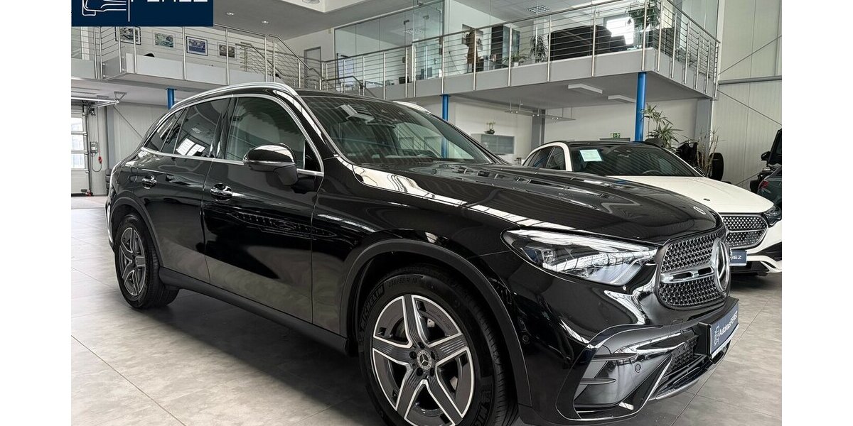 Mercedes-Benz GLC 300 4M AMG PREMIUM STANDHEIZUNG - DISTRONIC! 23.425 km 59.699 &euro; Groß-Umstadt 64823