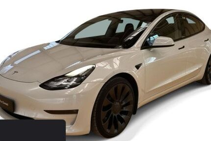 Tesla Model 3 98.907 km 26.600 &euro; Hanau 63457