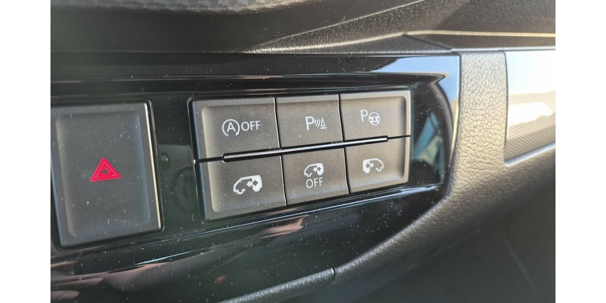 VW T6.1 Multivan Generation Six FWD Leder, Standheizu 61.822 km 47.890 &euro; Rodgau 63110