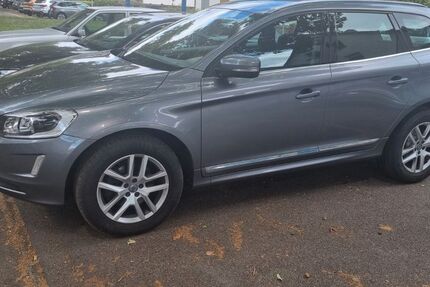 Volvo XC60 196.000 km 13.300 &euro; Hanau 63457