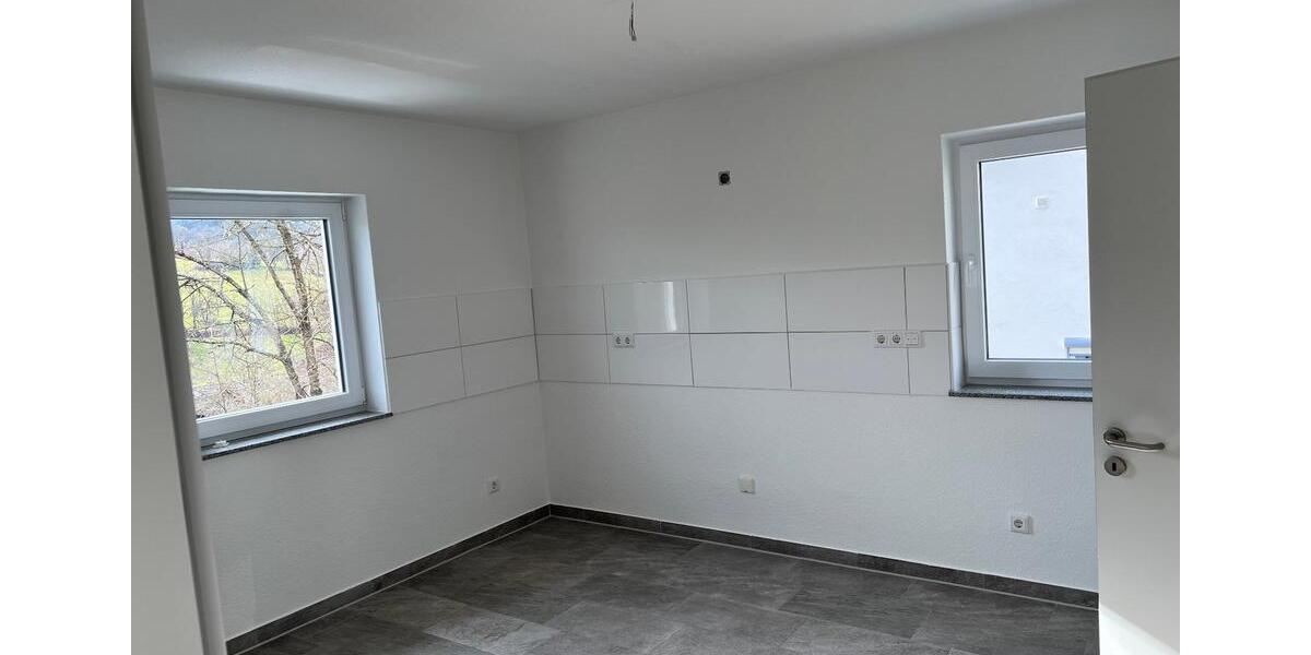 Maisonettenwohnung Bad König - 5 Zimmer, 135 m&sup2;, 1.400&euro; | Angebot:26577822