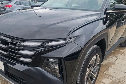 Hyundai TUCSON 19.000 km 28.950 &euro; Aschaffenburg 63741