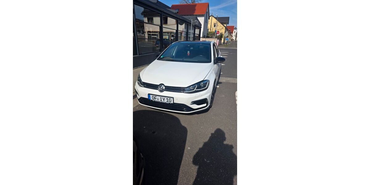 VW Golf 78.800 km 28.490 &euro; Obertshausen 63179