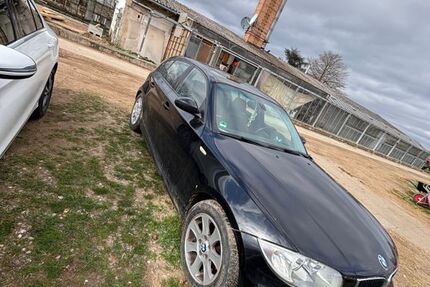 BMW 120 214.000 km 2.300 &euro; Sailauf 63877