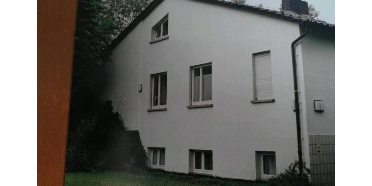 Etagenwohnung Breuberg - 7 Zimmer, 200 m&sup2;, 1.650&euro; | Angebot:24749216