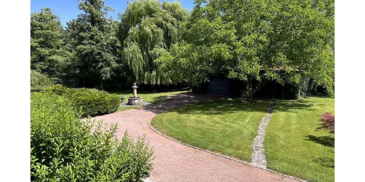 Einfamilienhaus Bruchköbel - 8 Zimmer, 329 m&sup2;, 1.595.000&euro; | Angebot:25351887