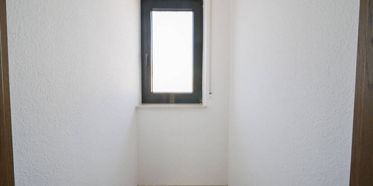 Etagenwohnung Großostheim - 4 Zimmer, 108 m&sup2;, 1.100&euro; | Angebot:26345554