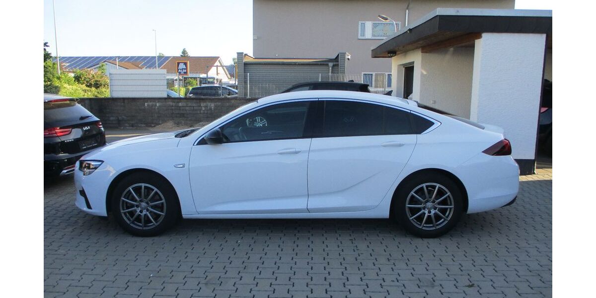 Opel Insignia 114.645 km 12.999 &euro; Babenhausen 64832