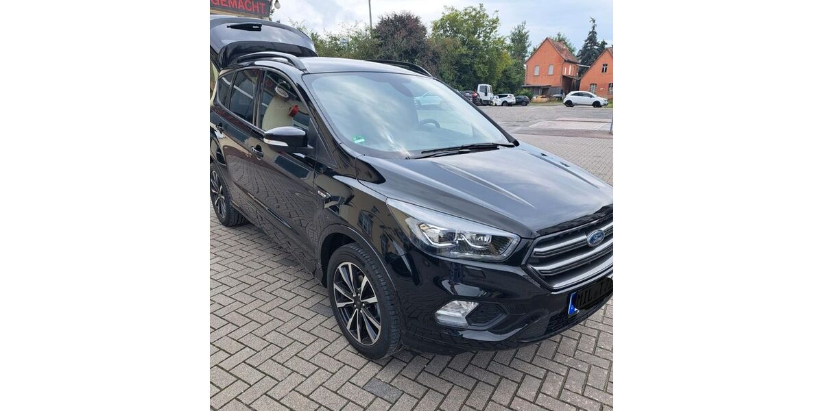 Ford Kuga 96.000 km 13.999 &euro; Elsenfeld 63820