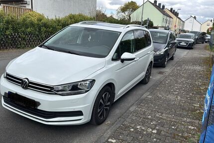 VW Touran 77.000 km 25.300 &euro; Mühlheim am Main 63165