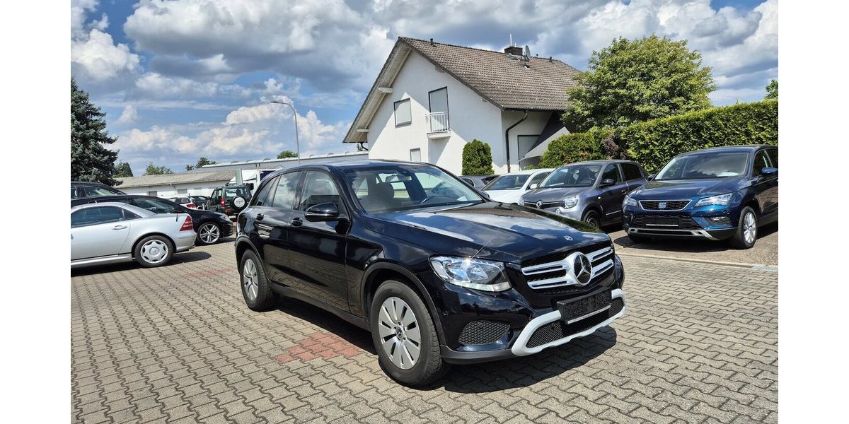 Mercedes-Benz GLC 250 4M Distronic, Rückfahrkamera, AppleCarplay 112.301 km 19.990 &euro; Rodgau 63110