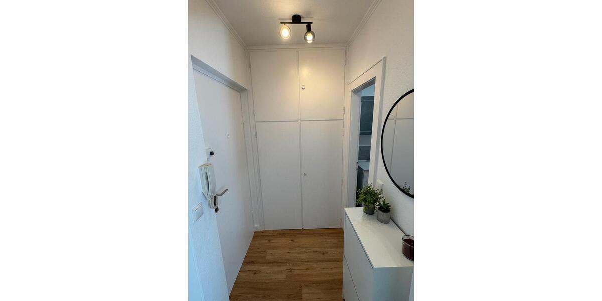 Etagenwohnung Maintal - 1.5 Zimmer, 38 m&sup2;, 1.250&euro; | Angebot:26007443