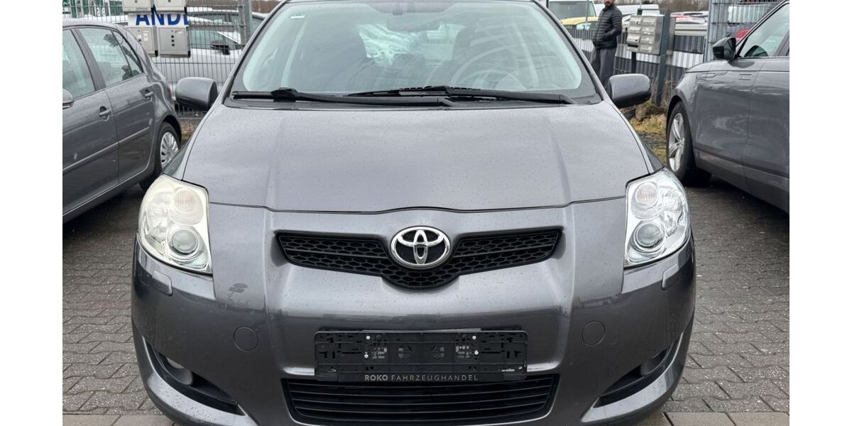 Toyota Auris 112.500 km 7.299 &euro; Dietzenbach 63128