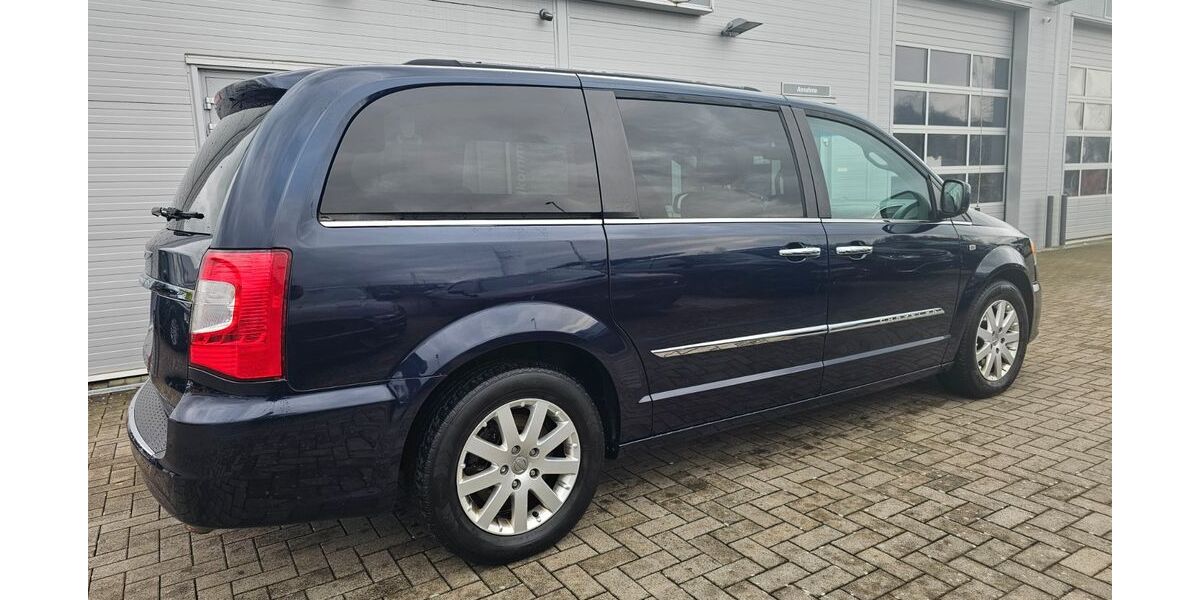 Chrysler Grand Voyager 159.370 km 8.900 &euro; Erlensee 63526