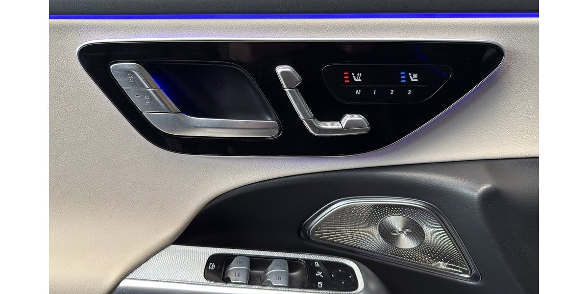 Mercedes-Benz E 300 T e EDITION AMG SUPERSCREEN-4D SOUND- AHK! 11.679 km 62.779 &euro; Groß-Umstadt 64823