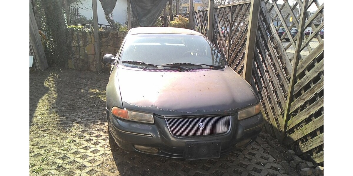 Chrysler Stratus 162.245 km 1.790 &euro; Gelnhausen 63571