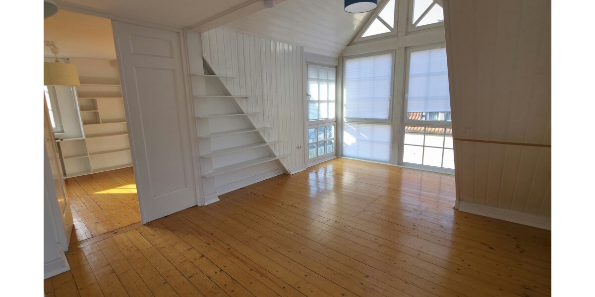 *Für die kleine Familie! Idyllisches Einfamilienhaus mit Atelier in begehrter Wohnlage von Hanau* - Einfamilienhaus Hanau Großauheim | Angebot:21987744