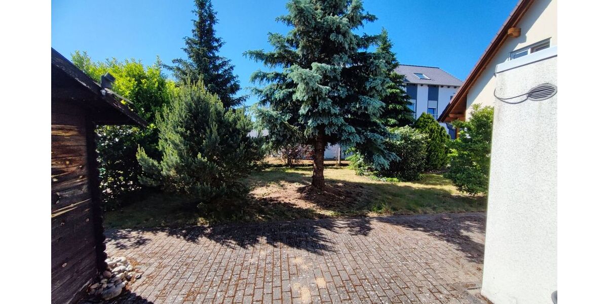 Gepflegtes Einfamilienhaus mit Garage und schönem Grundstück in Groß-Zimmern (Courtage-frei) - Einfamilienhaus Groß-Zimmern Zimmern | Angebot:26666299