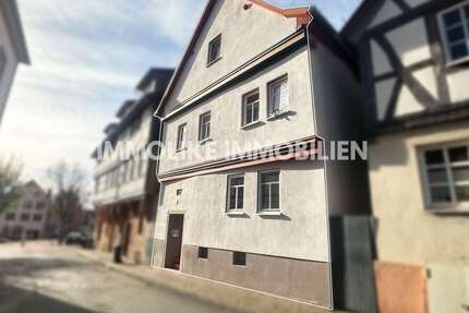 Haus Gelnhausen - 9 Zimmer, 242 m&sup2;, 399.000&euro; | Angebot:23941906