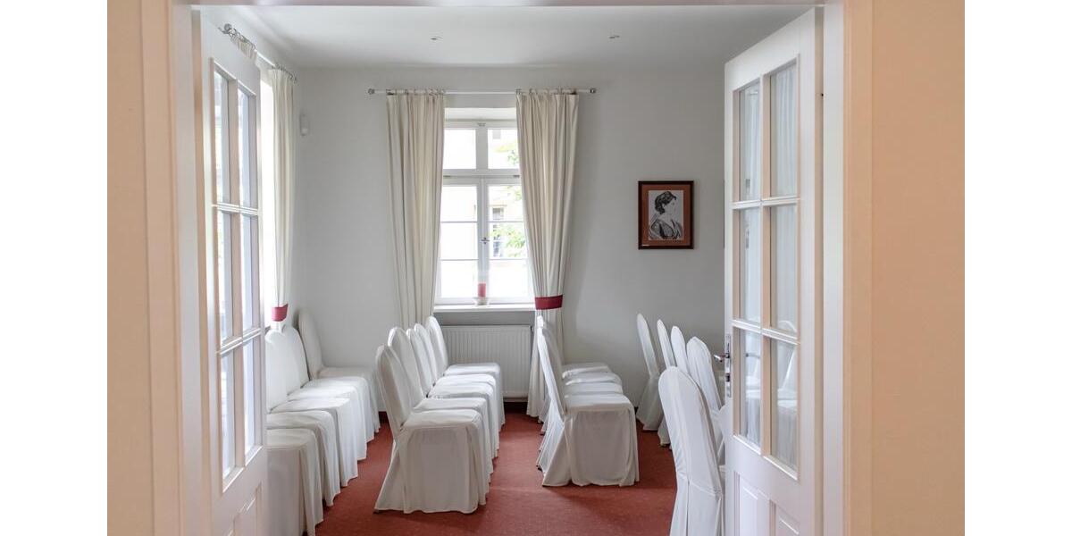 Etagenwohnung Freigericht - 15 Zimmer, 210 m&sup2;, 2.415&euro; | Angebot:21156337