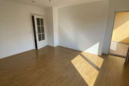 Wohnung Aschaffenburg Stadtmitte - 3 Zimmer, 66 m&sup2;, 575&euro; | Angebot:26152856