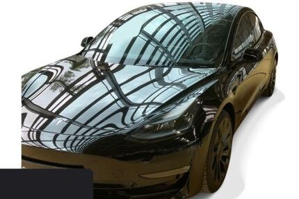 Tesla Model 3 82.645 km 31.300 &euro; Hanau 63457
