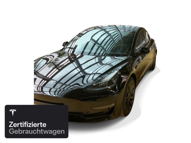 Tesla Model 3 82.645 km 31.300 &euro; Hanau 63457
