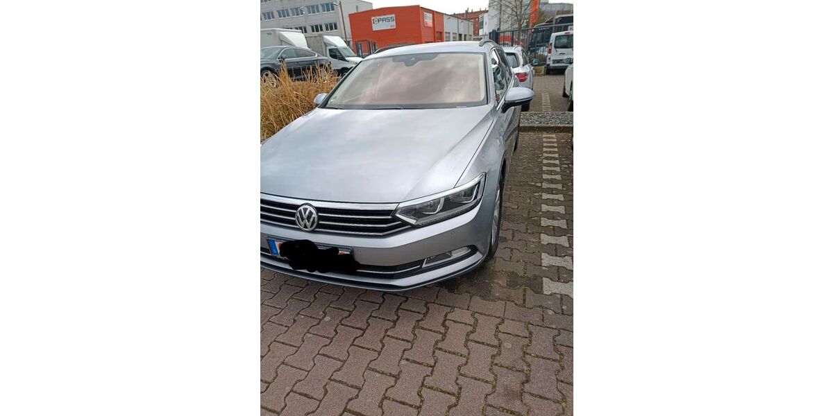 VW Passat Variant 203.000 km 12.900 &euro; Hanau 63454