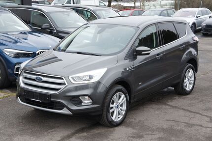 Ford Kuga 71.500 km 17.490 &euro; Großkrotzenburg 63538