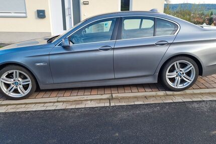 BMW 523 196.000 km 8.700 &euro; Schöllkrippen 63825