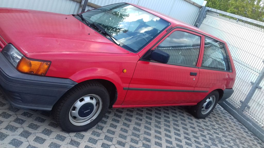 Nissan Sunny 105.000 km 2.100 &euro; Schaafheim 64850